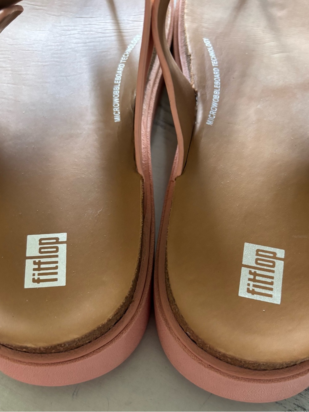 Fitflop Women's Peach Colored Leather Thong Sandals - Picture 5 of 5